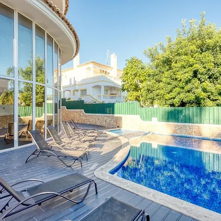 Villa 300Sqm Hammam Jacuzzi Heated Pool Billiard Darts - Ideal & Quiet Location *