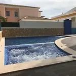 Vila Full Private 300sqm Jacuzzi Heated Pool Ideal & Quiet Location