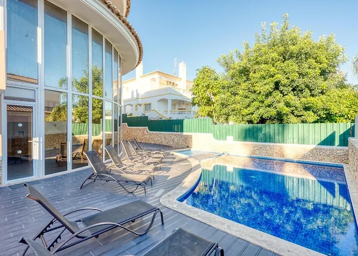 וילה Full Private 300sqm Jacuzzi Heated Pool Ideal & Quiet Location *