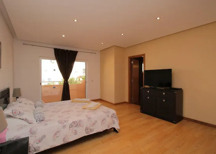 וילה Full Private 300sqm Jacuzzi Heated Pool Ideal & Quiet Location