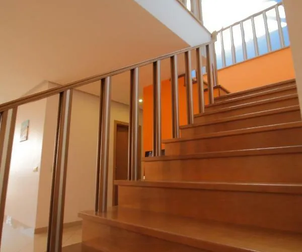 Full Private 300sqm Jacuzzi Heated Pool Ideal & Quiet Location וילה אלבופיירה