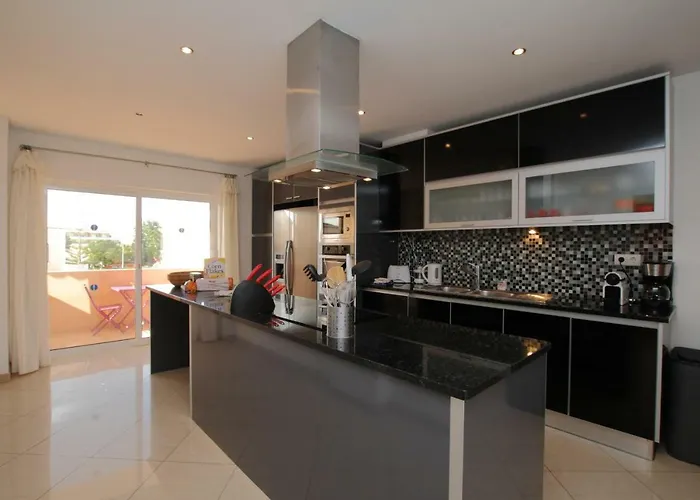 וילה Full Private 300sqm Jacuzzi Heated Pool Ideal & Quiet Location *